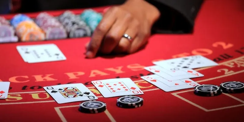 8 Chiến Thuật Đánh Blackjack 21 Điểm Bao Thắng Nhà Cái 5 Khi tổng điểm là 21, đừng rút thêm